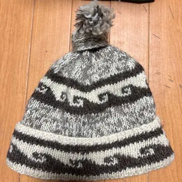 물결무늬 니트 모자 비스티 보이즈 코위찬 니트