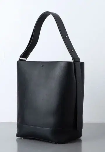 &MyuQ ] JUNO 토트백 블랙