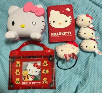 산리오 헬로키티 굿즈