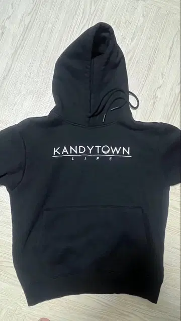 KANDYTOWN 후드티 M 사이즈