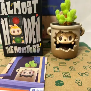 Almost Hidden The Monsters 피규어 라브브