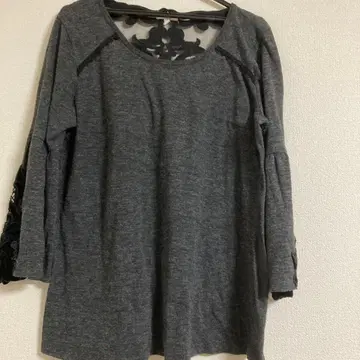 그레이 긴팔 튜닉 레이스 디자인