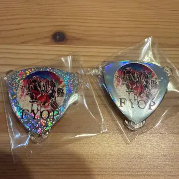 B'z live GYM 2025 FYOP 피크 배지