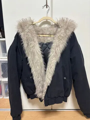 퍼 달린 후드 블랙 점퍼 S