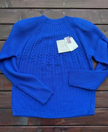 울 100% 블루 니트 스웨터