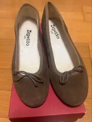 Repetto 브라운 힐 3.5cm