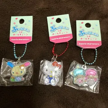 통통한 쁘띠 볼체인 우사하나 키티 키키라라