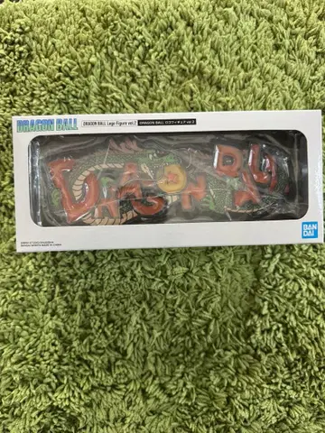 BANDAI DRAGON BALL Logo Figure v.2