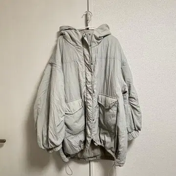 그레이 벌룬 슬리브 다운 자켓