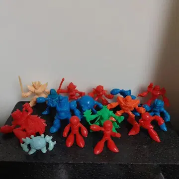 록맨 지우개 인형 16개 새상품급