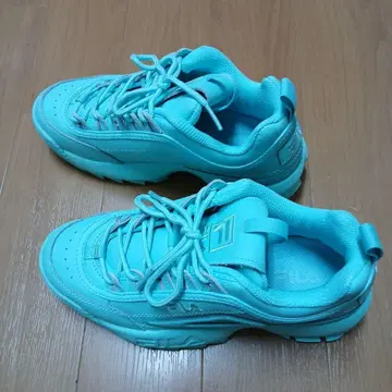 FILA 터콰이즈 스니커즈