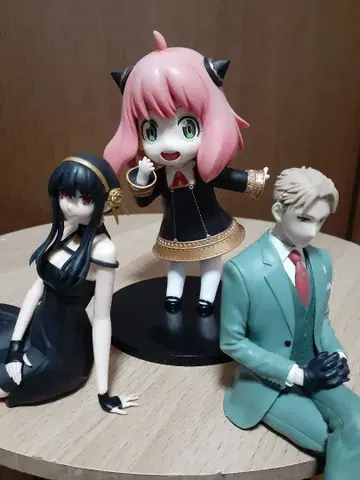 스파이 패밀리 피규어 세트