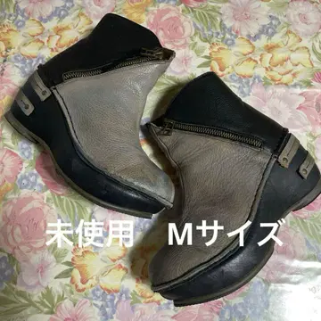 히나 데이 그린 미사용 블랙 계열과 그레이 계열 투톤 부츠 M 사이즈