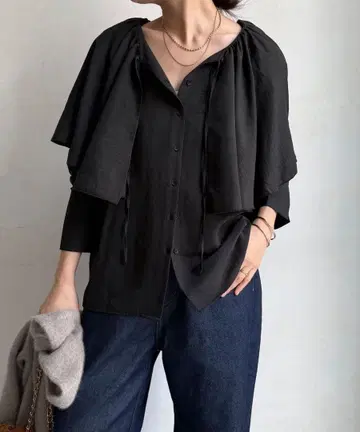 새상품 블랙 [DouDou] 프릴 칼라 셔츠