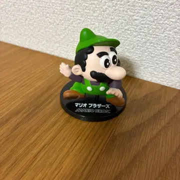 메디콤토이 루이지 피규어