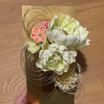 성인식 머리 장식 화이트 핑크 꽃 장식