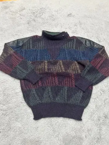 ANTONIO RUBINO 기하학 패턴 니트