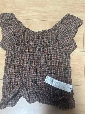 [ 미사용 새상품 택 포함 ] MURUA 체크 무늬 반팔