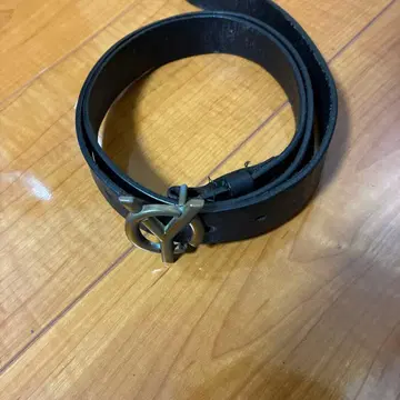 블랙 가죽 벨트 OY