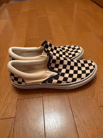 VANS 체커 패턴 슬립온