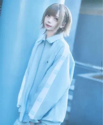 이거 입은 사람 모두 최고 귀여움 신급 저지 상의