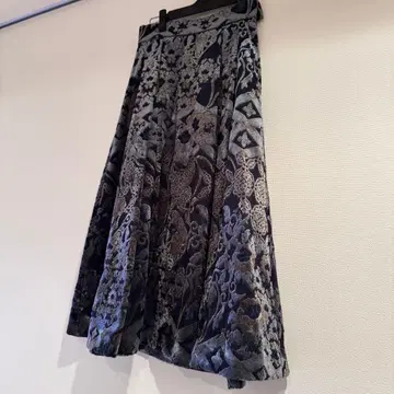 유나이티드 도쿄 롱 스커트