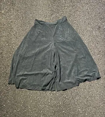 그린 큐롯 와이드 레그