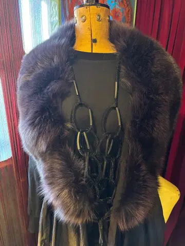 폭스 퍼 스톨 다크 퍼플