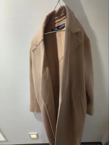 ZARA 베이지 롱 코트