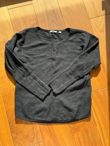 [ 유니클로 ] 캐시미어 스웨터 캐시미어 스웨터 그레이