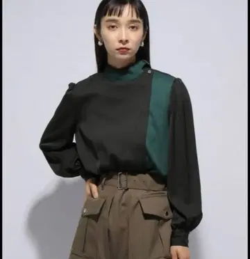 HARE 메탈 부품 하이넥 셔츠 블랙&그린