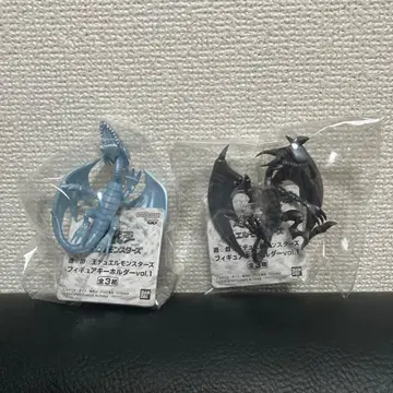 유희왕 푸른 눈의 백룡 붉은 눈의 흑룡 키링 세트 프라이스