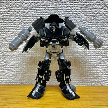 트랜스포머 사이버버스 CV-06 아이언하이드