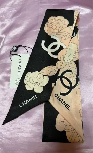 CC 플라워 패턴 스카프