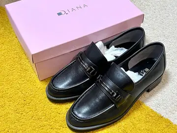 [ 미사용 ] D.IANA 다이애나 블랙 로퍼 펌프스 통굽