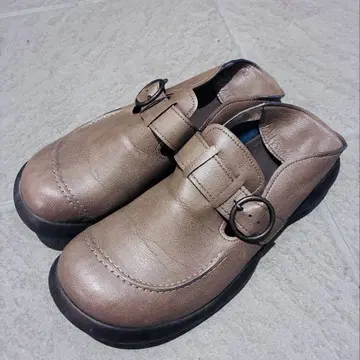 리게타 카누 슬립온 발꿈치 꺾이는 23.5~24.0