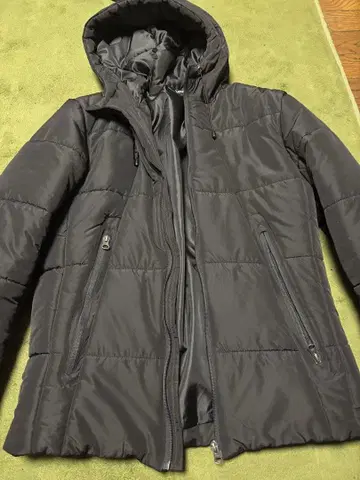 AZUL 블랙 다운 자켓