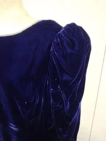 보라색 퍼플 벨벳 퍼프 슬리브 롱 원피스 USA