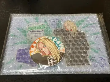 사카모토 데이즈 점프 GIGA 아크릴 스탠드 & 캔뱃지 카가미네