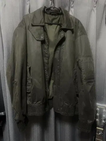올리브 MA-1 플라이트 자켓
