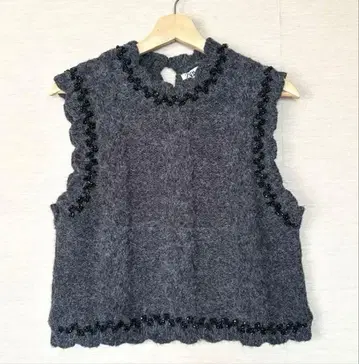 ZARA 비즈 니트 베스트