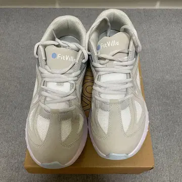 새상품 인기 상품 FitVille 워킹화 스니커즈 24cm