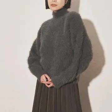 컨디션 최상 오드리 존 와드 페더 얀 다이아 무늬 하이넥 풀오버