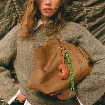 h&m 백 스웨이드 느낌 브라운 대용량 크로커다일