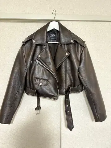 ZARA 다크 브라운 크롭 라이더 자켓