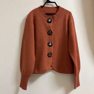 오렌지 꽃무늬 버튼 긴팔 가디건