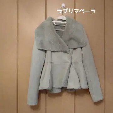 라이트 그린 퍼 달린 숏 자켓