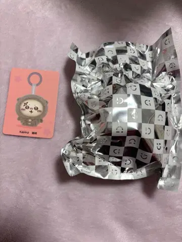 치이카와 x MINISO 페이스 체인지 키링 랏코 정품