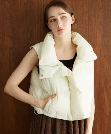 택 포함 새상품 아카이브 충전솜 숏 베스트 화이트 아우터