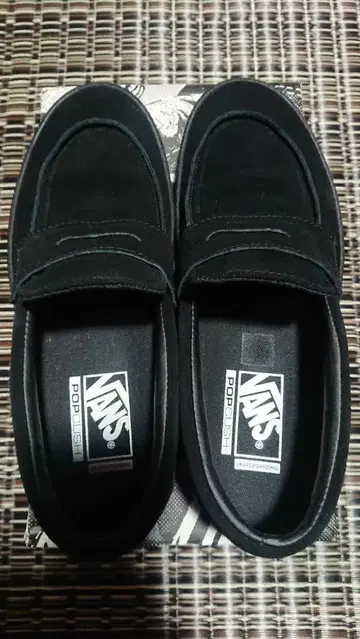 [새상품급] Vans 스웨이드 스케이트 로퍼 블랙 26cm